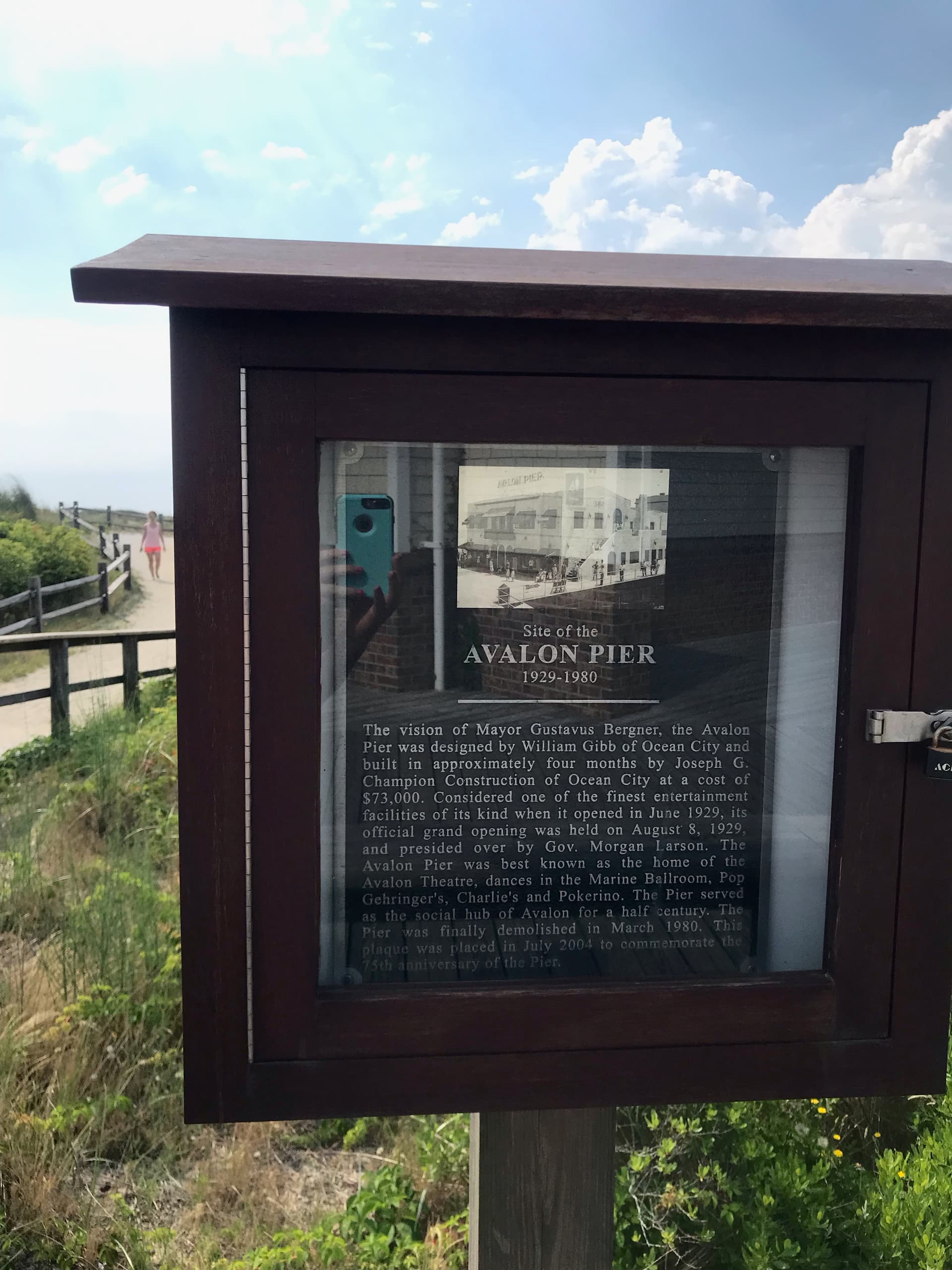 Avalon (8th St Jetty)